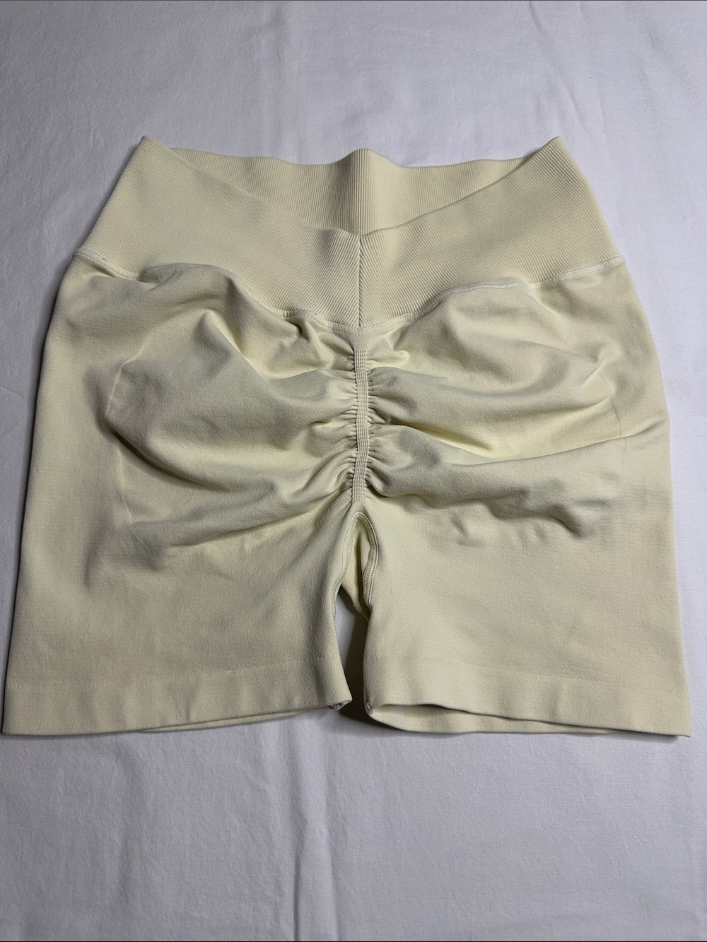 Bombshell Sportswear V-Back Shaping Scrunch Shorts Size M